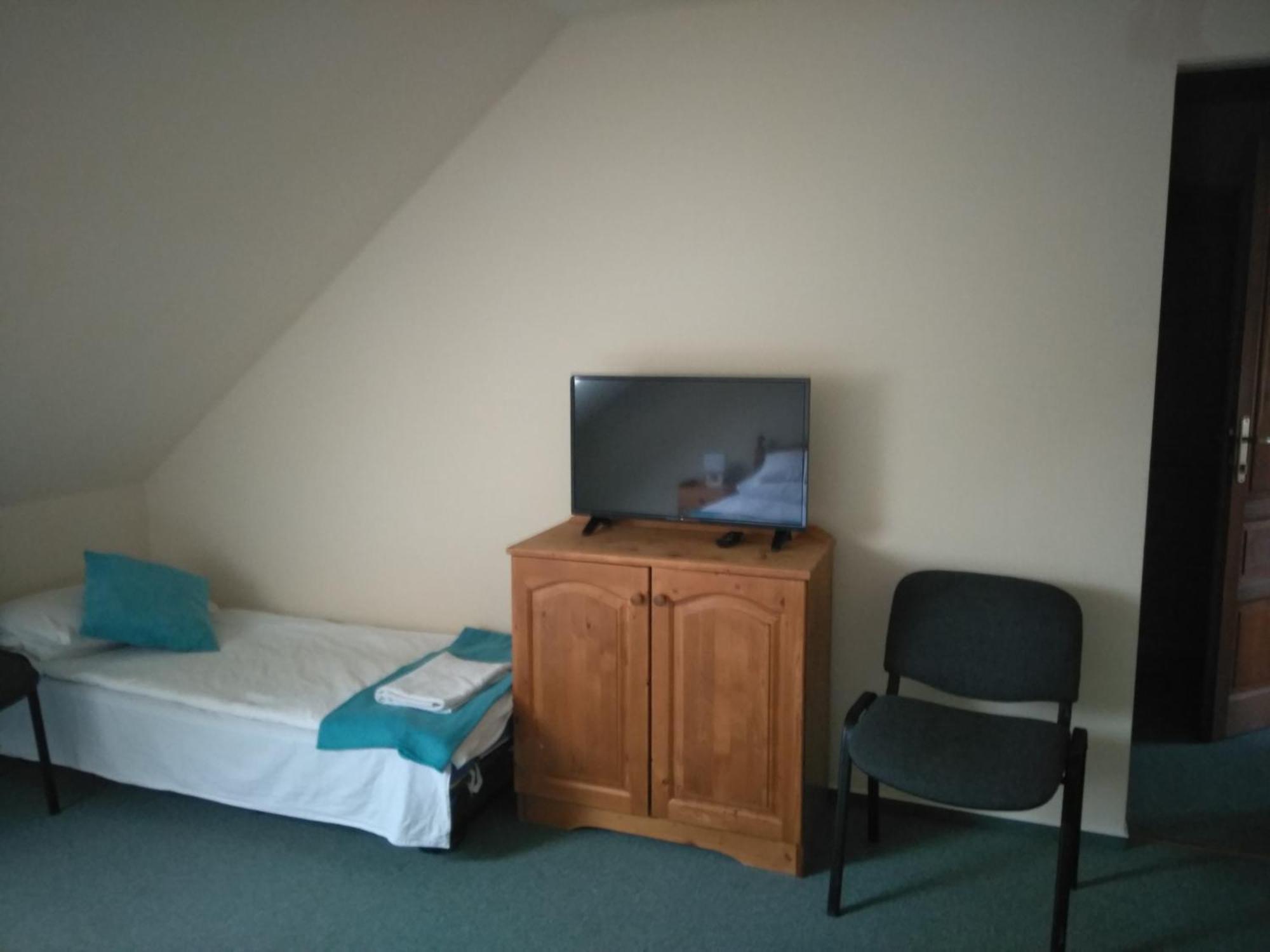 Benyei Fogado Panzio Es Etterem Bed and Breakfast Erdőbénye Eksteriør billede