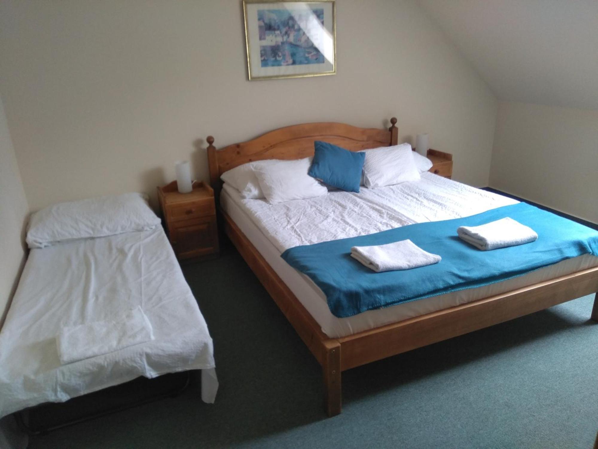Benyei Fogado Panzio Es Etterem Bed and Breakfast Erdőbénye Eksteriør billede