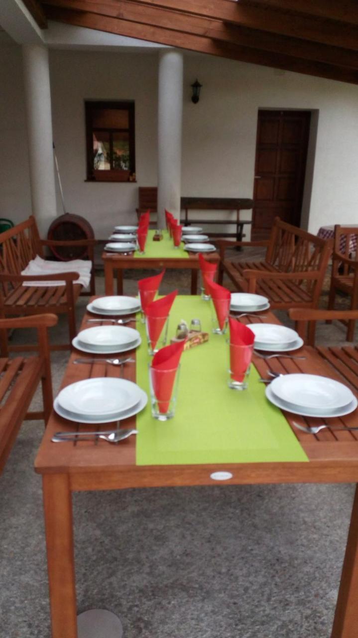 Benyei Fogado Panzio Es Etterem Bed and Breakfast Erdőbénye Eksteriør billede